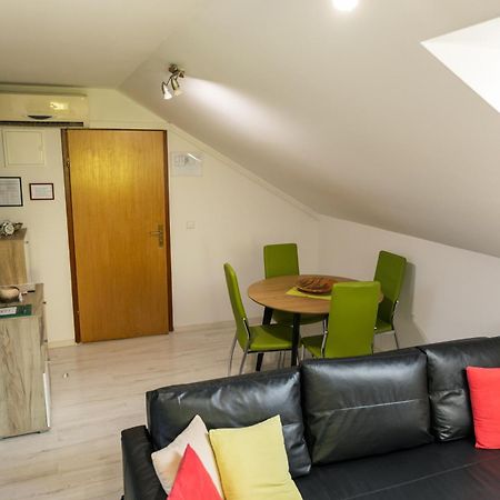 Sunny Day Apartments Sveta Nedjelja  Ngoại thất bức ảnh