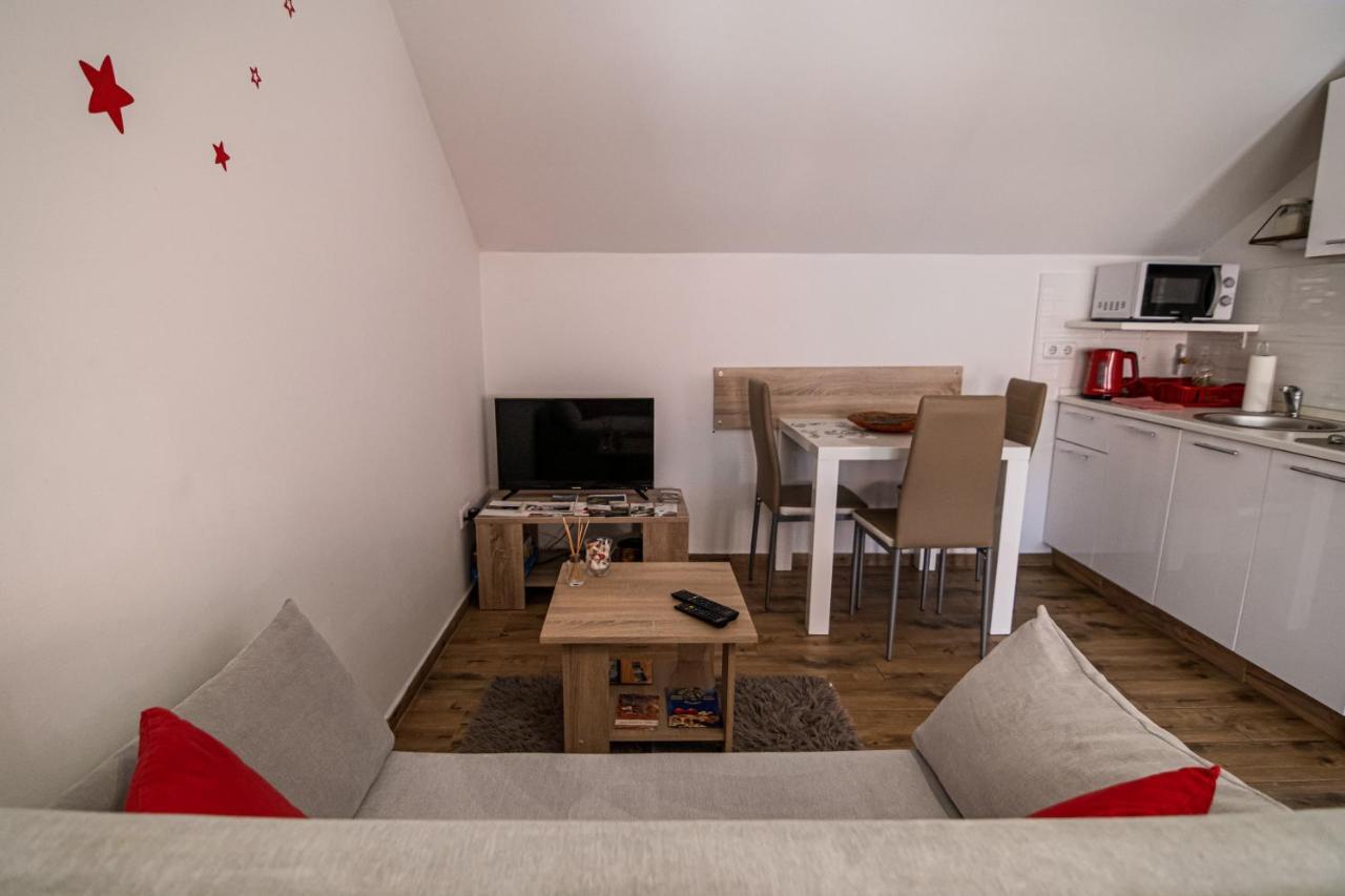 Sunny Day Apartments Sveta Nedjelja  Ngoại thất bức ảnh