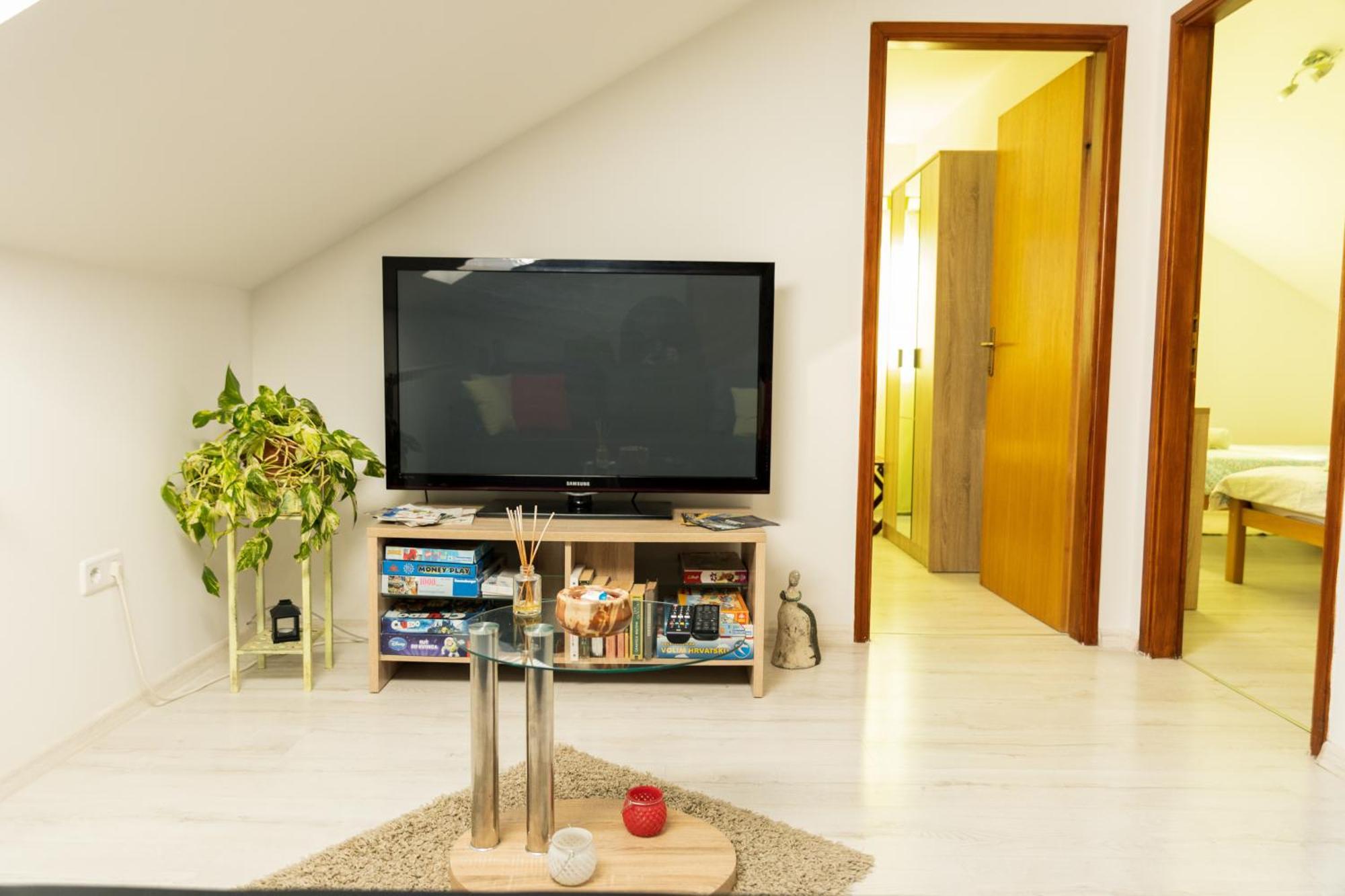 Sunny Day Apartments Sveta Nedjelja  Ngoại thất bức ảnh